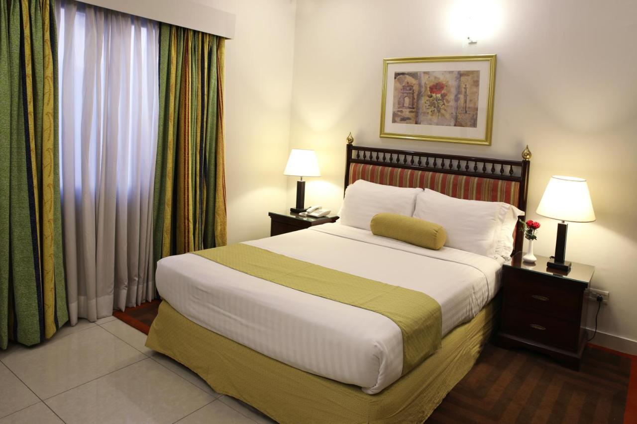 Avari Xpress, Islamabad Rawalpindi Luaran gambar